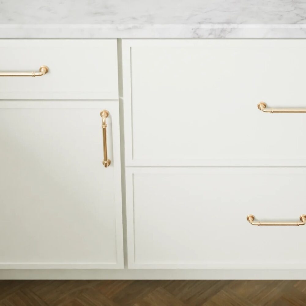 CNC_Cabinetry-Newport-Sleek_White-3