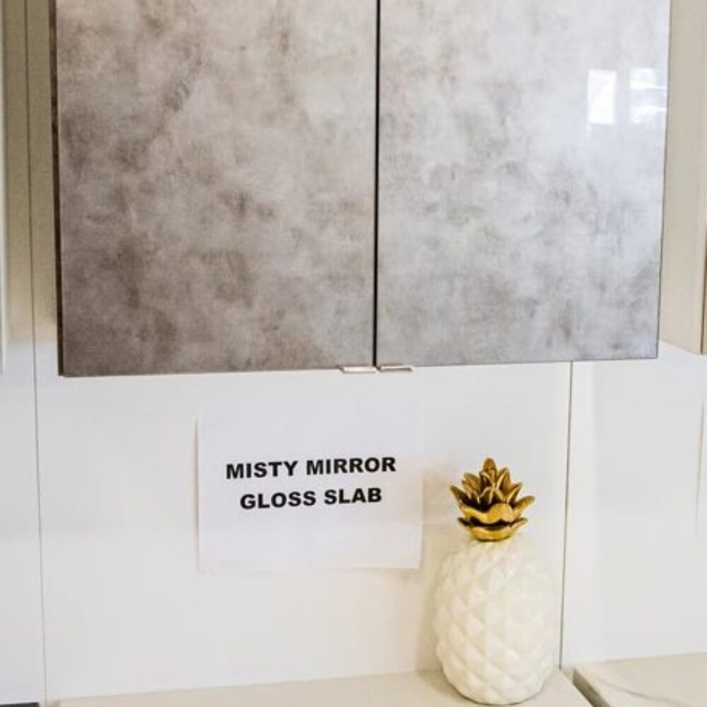 Misty Mirror2